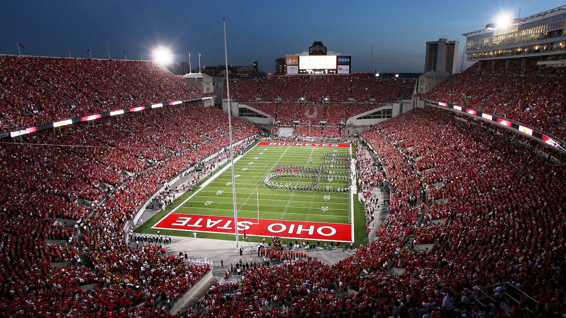 英超激烈冲刺：每一场都精彩绝伦！，英超精彩视频