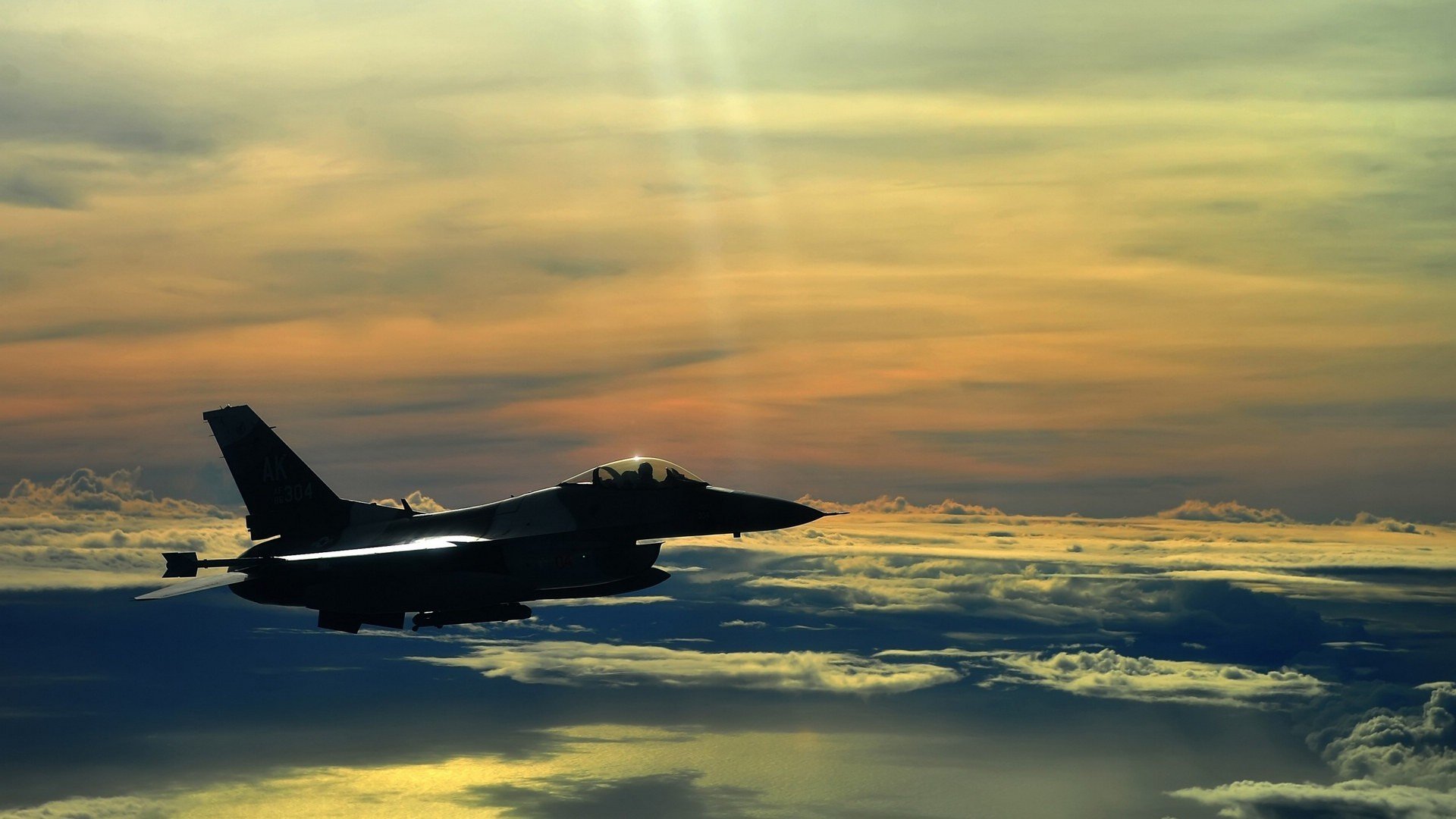 在对阵湖人的战役中,蒂伊状态火热,连续多次三分球命中帮助球队反超!